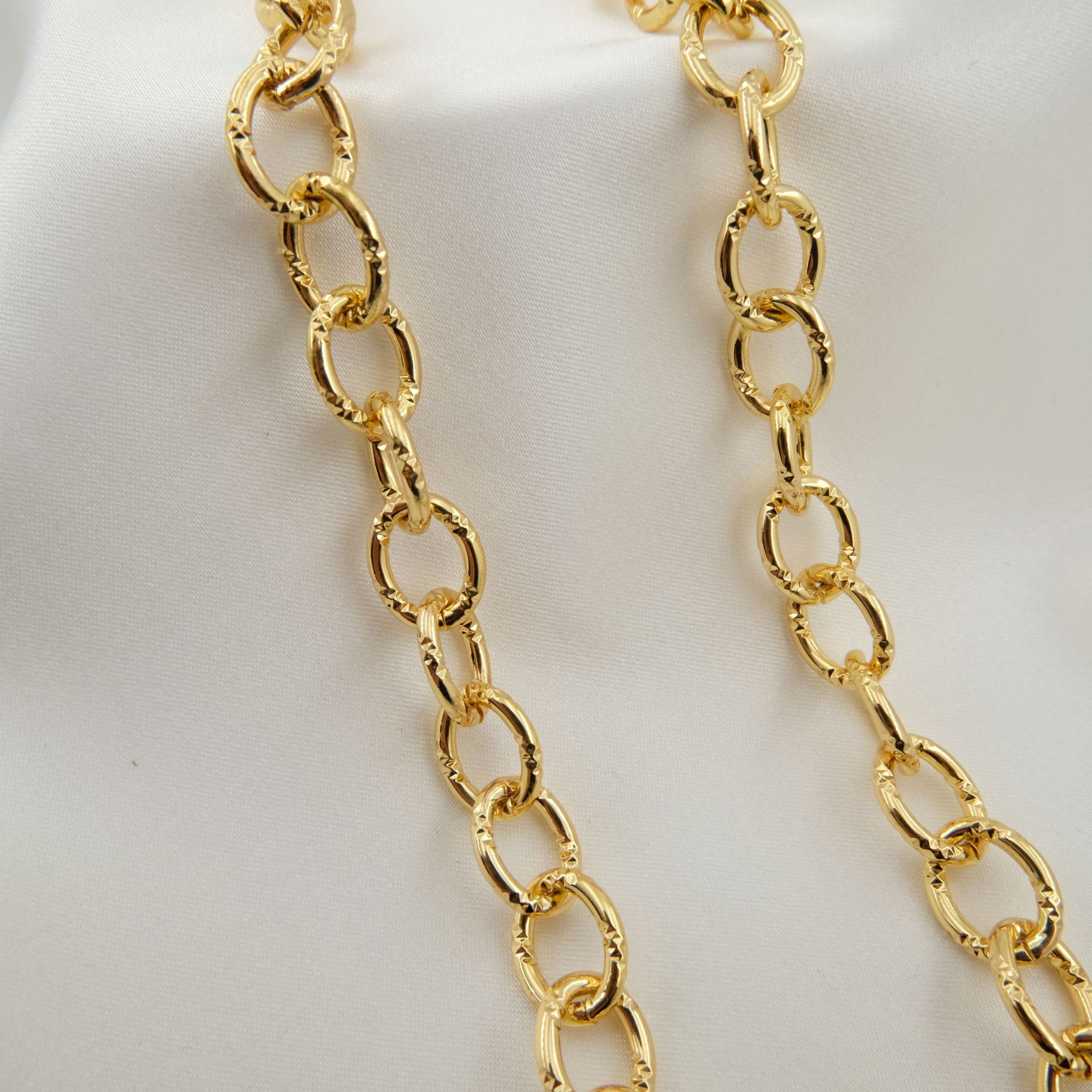 Cuban Link Chain 12Mm - WT-BC199 18K Gold Plated Copper Cool