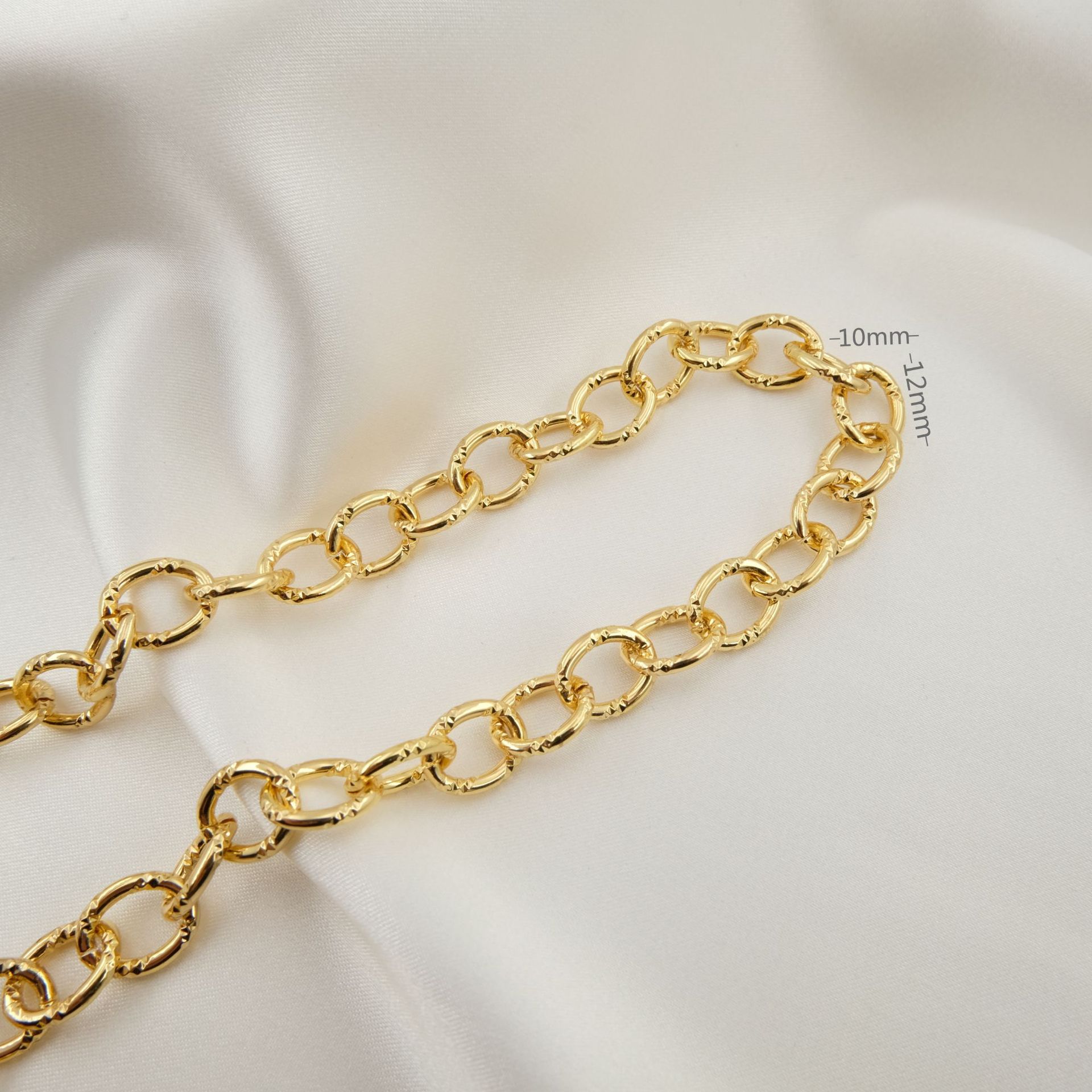 WT-BC199 18K Gold Plated Coppe - Cuban Link Chain 12Mm review and price