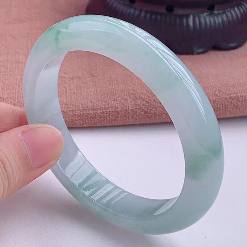Myanmar , single-color - light - Bracelets review and price